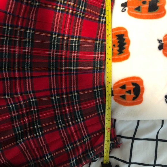 Brandy Melville flowy skirt - Picture 5 of 6